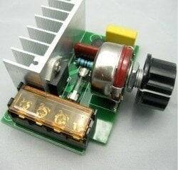 AC 220 V, 4000 W Dimmer - 1