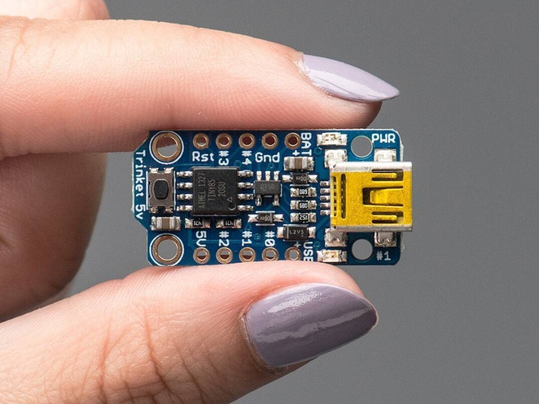 Adafruit Trinket 5V - 4