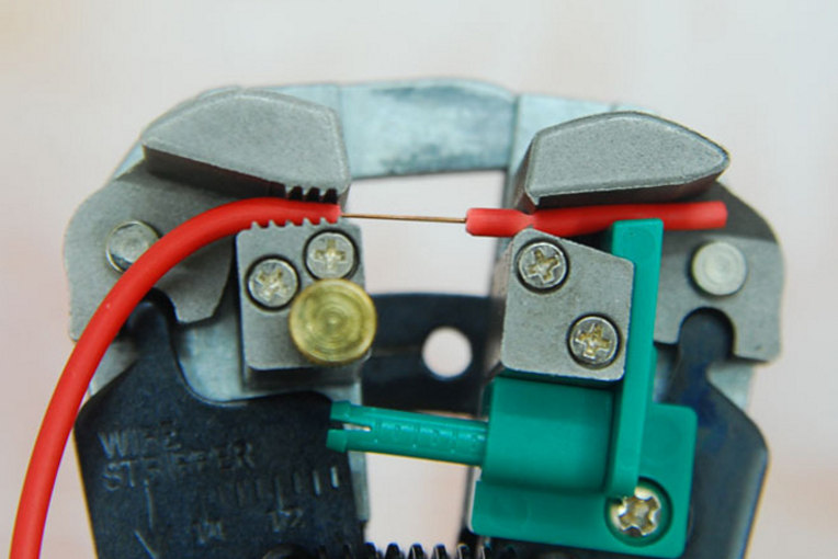 Proskit Avtomatik Kabel Soyma vı Qıvırma Kəlbətin - Kabel Soyucu 8PK-371D - 1